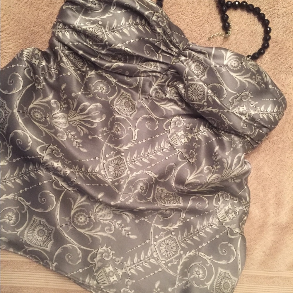 New never worn White House Black Market Strapless
